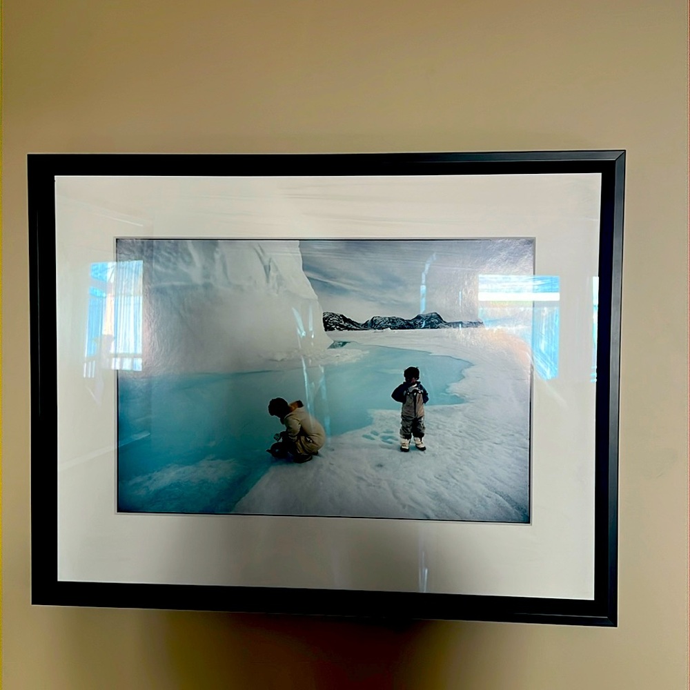 Tea in the Arctic photographed by David Carol, Innuit children in Greenland
